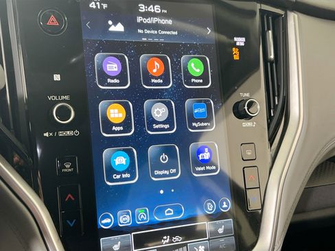 Used 2023 Subaru Outback Premium image 14