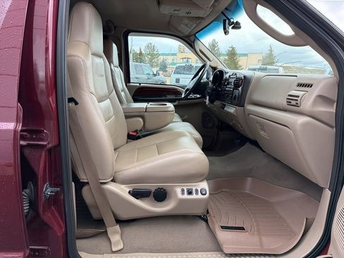 Used 2006 Ford F350 Lariat image 36
