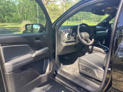 New 2026 Chevrolet Colorado LT RWD image 9