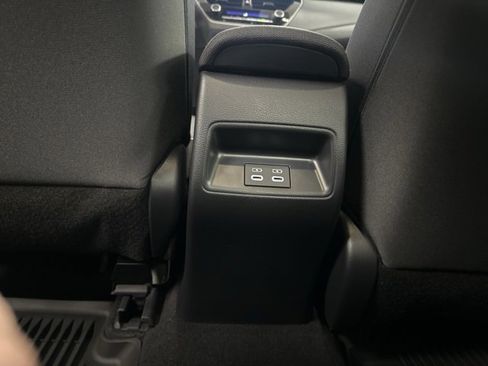 Certified 2025 Toyota Corolla LE image 21