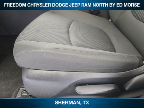 Used 2025 Toyota RAV4 LE image 19