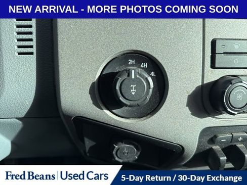 Used 2013 Ford F250 XLT w/ Chrome Pkg image 14