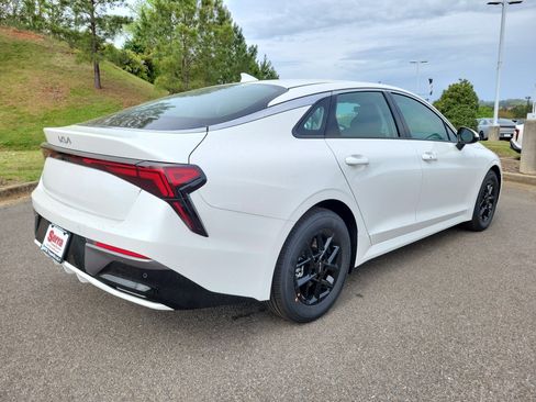 New 2026 Kia K5 LXS image 22