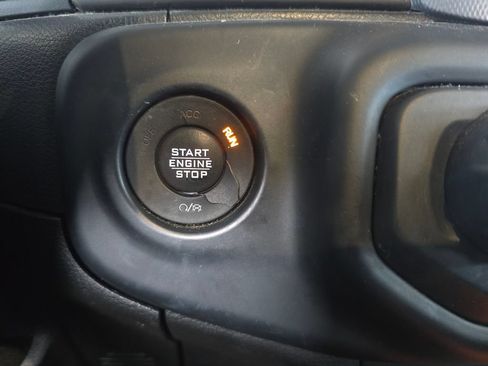 Used 2019 Jeep Wrangler Unlimited Sport S AWD/4WD image 12