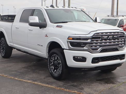 New 2026 RAM 2500 Limited image 2