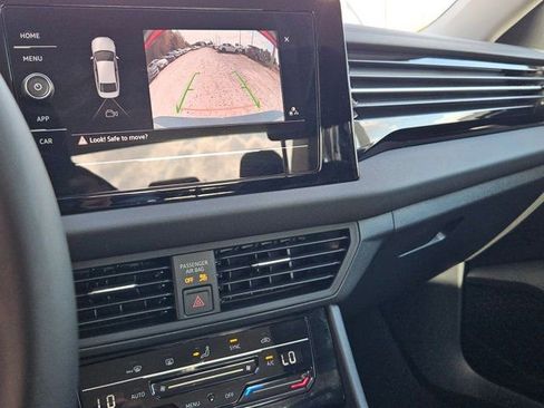 Used 2025 Volkswagen Jetta S image 18