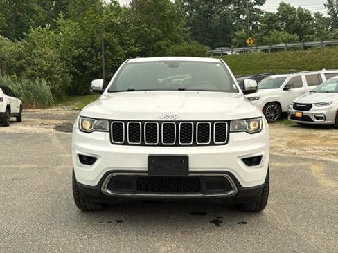 Used 2017 Jeep Grand Cherokee Limited AWD/4WD image 3