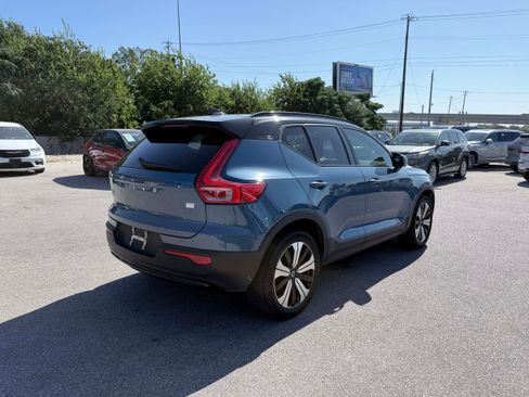 Certified 2023 Volvo XC40 Recharge Core AWD/4WD image 5
