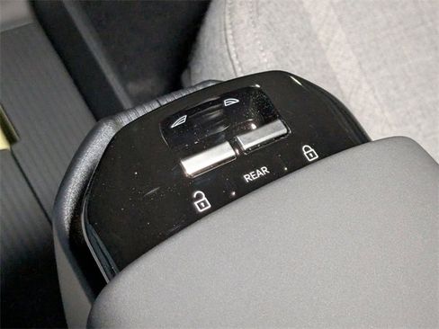 New 2025 Volvo EX30 Ultra w/ Protection Package Premier image 23