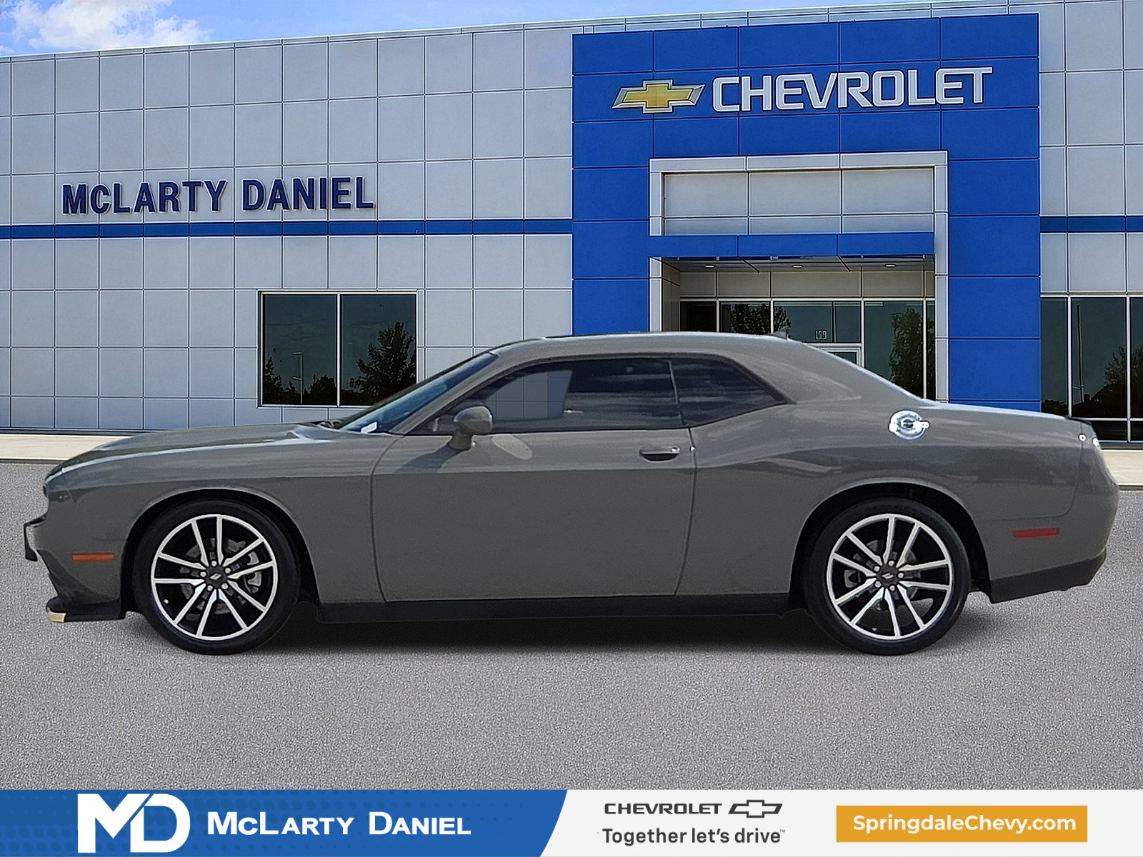 Used 2023 Dodge Challenger GT w/ Plus Package RWD image 3