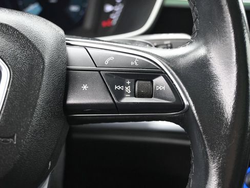 Used 2023 Audi Q3 2.0T Premium image 12