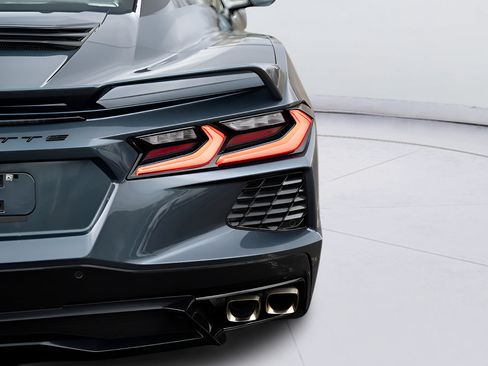 Used 2020 Chevrolet Corvette Stingray Premium Conv w/ 3LT Preferred Equipment Group RWD image 22