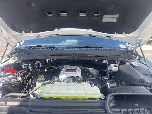 Used 2025 Ford F150 Raptor w/ Equipment Group 803A Raptor R AWD/4WD image 33