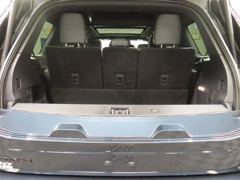 Used 2025 Ford Expedition Platinum w/ Stealth Performance Package AWD/4WD image 46