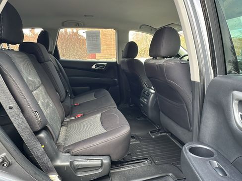 Certified 2020 Nissan Pathfinder SV image 25