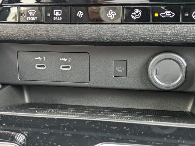 New 2026 Mitsubishi Outlander LE FWD image 30