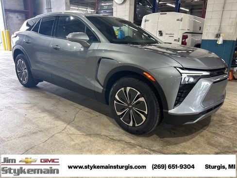 New 2024 Chevrolet Blazer EV LT image 7