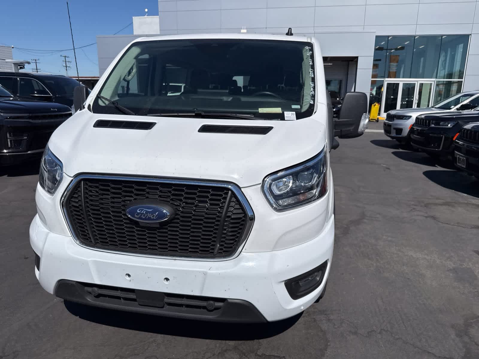 Used 2023 Ford Transit 350 XLT RWD image 3