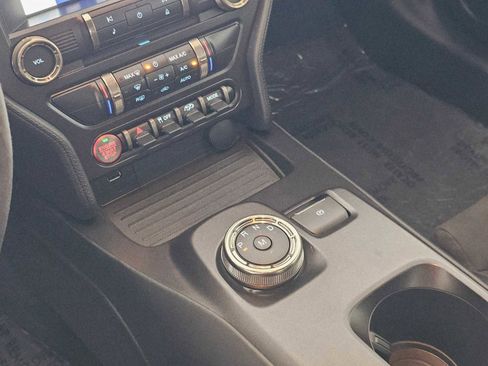 Used 2020 Ford Mustang Shelby GT500 w/ Technology Package image 29