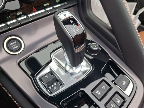 New 2024 Jaguar F-TYPE R image 10