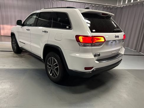 Used 2020 Jeep Grand Cherokee Limited AWD/4WD image 5