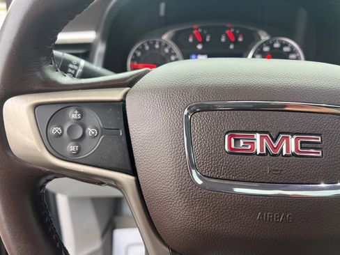 Used 2020 GMC Acadia SLE w/ Driver Convenience Package image 27