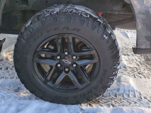 Certified 2020 Chevrolet Silverado 1500 Custom Trail Boss w/ Custom Convenience Package image 30