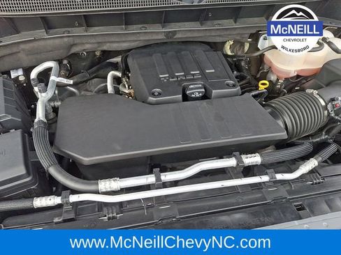 Used 2024 Chevrolet Silverado 1500 LT image 28