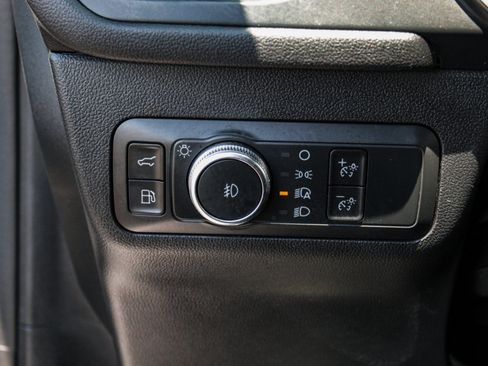 Used 2022 Ford Escape SEL FWD image 11