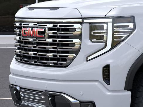 New 2026 GMC Sierra 1500 Denali w/ Technology Package AWD/4WD image 13