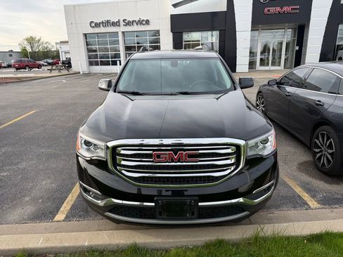 Used 2017 GMC Acadia SLT image 1