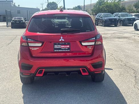 Used 2022 Mitsubishi Outlander Sport SE AWD/4WD image 4