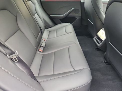 Used 2025 Tesla Model 3 Long Range RWD image 26