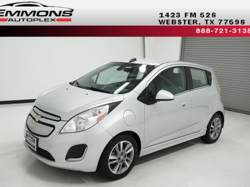 Used 2015 Chevrolet Spark LT image 1