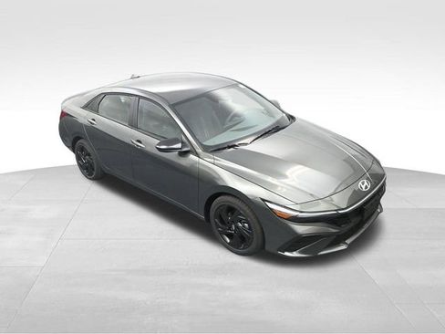 New 2026 Hyundai Elantra Sport image 21