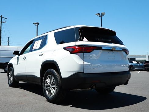 Used 2023 Chevrolet Traverse LT FWD image 8