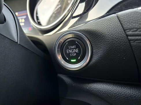 Used 2022 Buick Encore GX Select w/ Sport Touring Package image 29