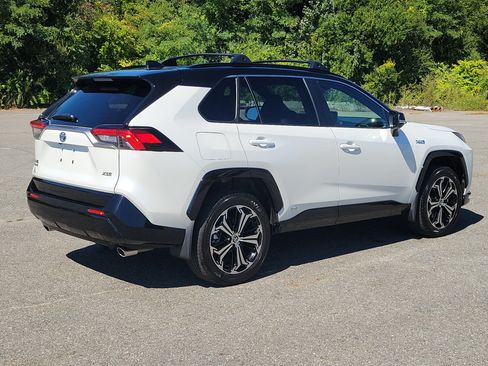 Used 2024 Toyota RAV4 XSE w/ Weather Package AWD/4WD image 5