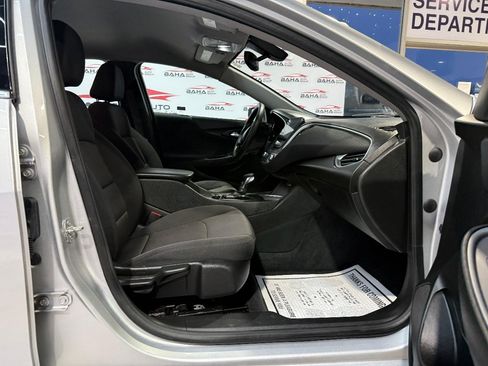 Used 2022 Chevrolet Malibu LT FWD image 49