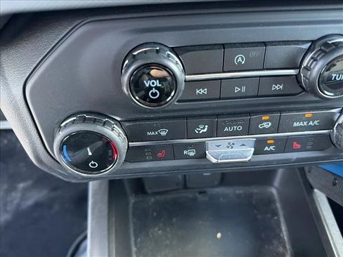 Used 2022 Ford Bronco Black Diamond AWD/4WD image 14