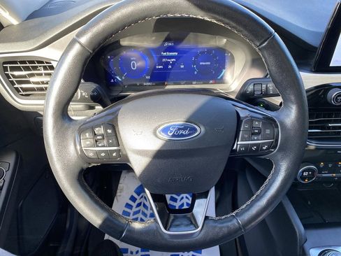 Used 2021 Ford Escape Titanium w/ Titanium Elite Package image 22