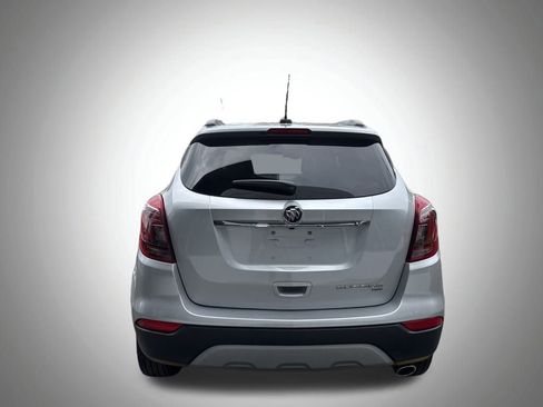 Used 2022 Buick Encore Preferred w/ Safety Package image 4