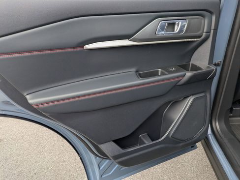 New 2026 Ford Explorer ST-Line image 25