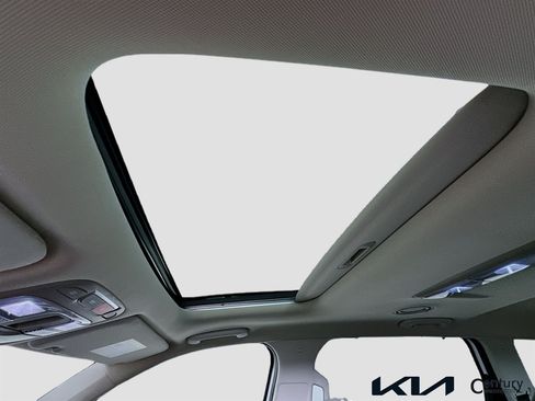 Certified 2025 Kia Telluride EX FWD image 22