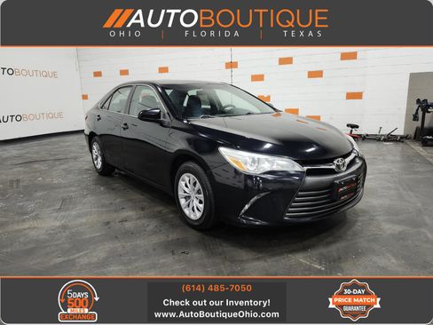 Used 2015 Toyota Camry LE FWD image 1