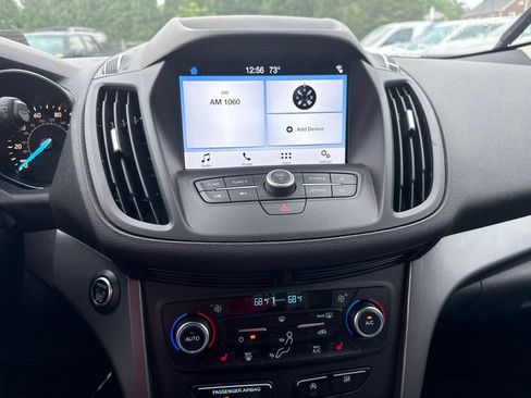 Used 2019 Ford Escape SE FWD image 11