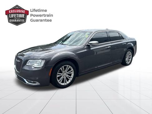 Used 2015 Chrysler 300 C RWD image 1