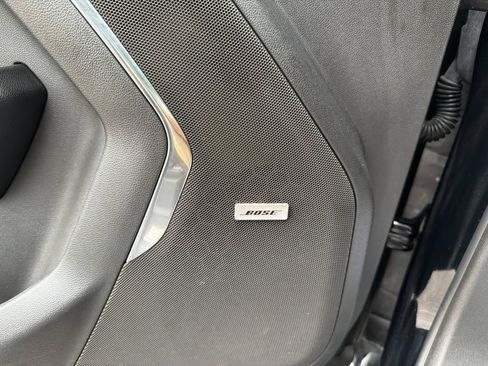 Used 2024 Chevrolet Suburban LT AWD/4WD image 23