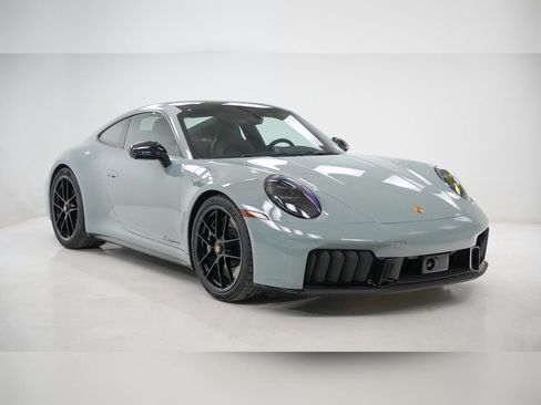 New 2026 Porsche 911 Carrera GTS image 8
