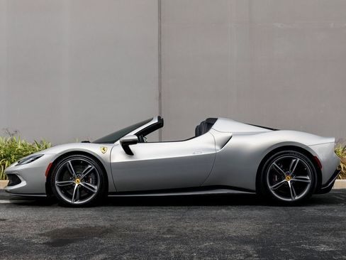 Used 2024 Ferrari 296 GTS image 2